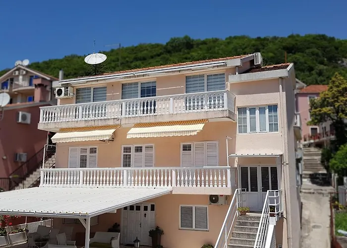 R&S Apartments